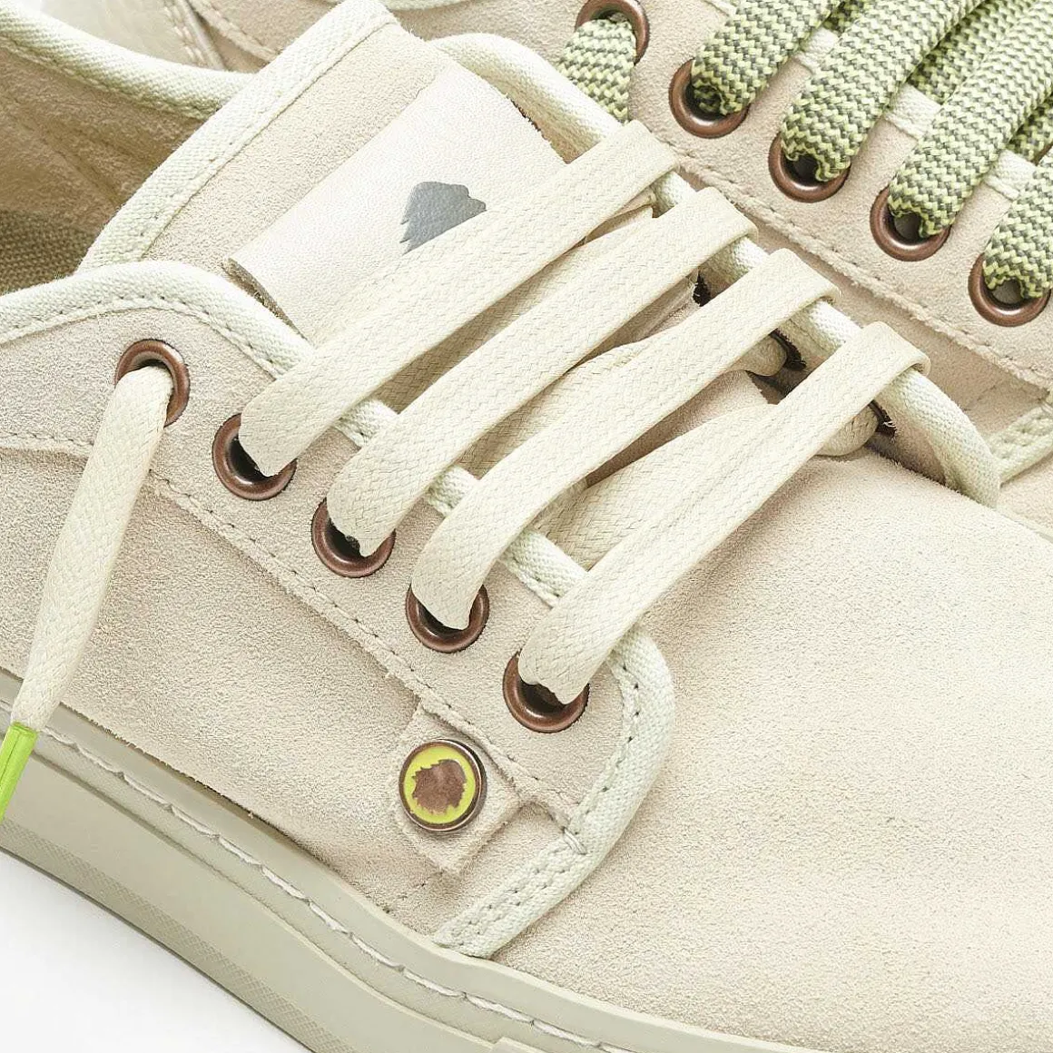 Heisei Suede | Wheat Blond
